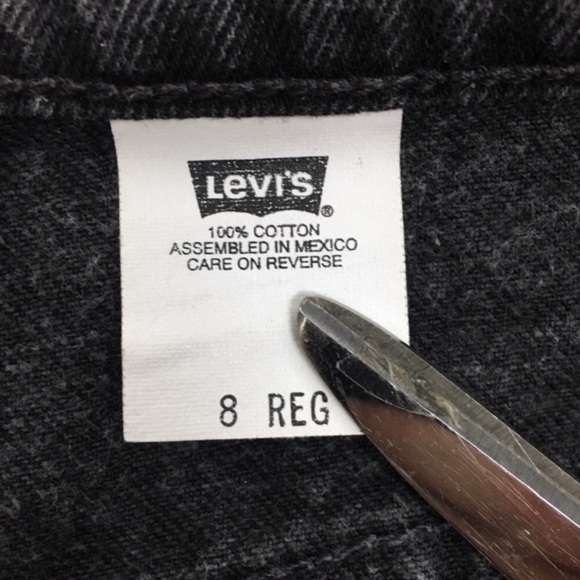 LEVI’S Jean Shorts Vintage 90s Ultra High Waist Black Wash Denim Size 8 Regular - Picture 7 of 13